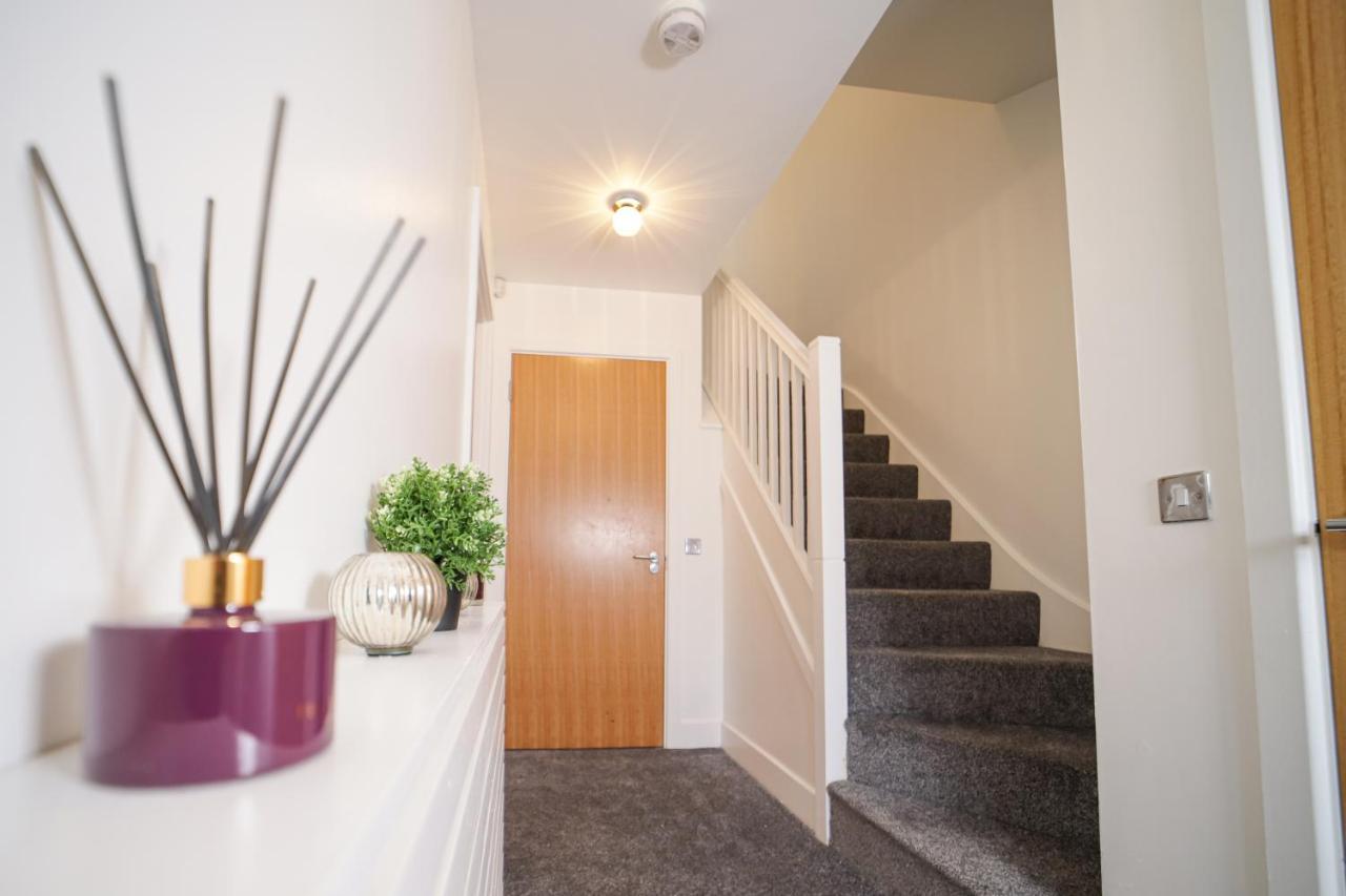 3 Bedroom House In Birmingham City Centre - Sleeps 6 Экстерьер фото