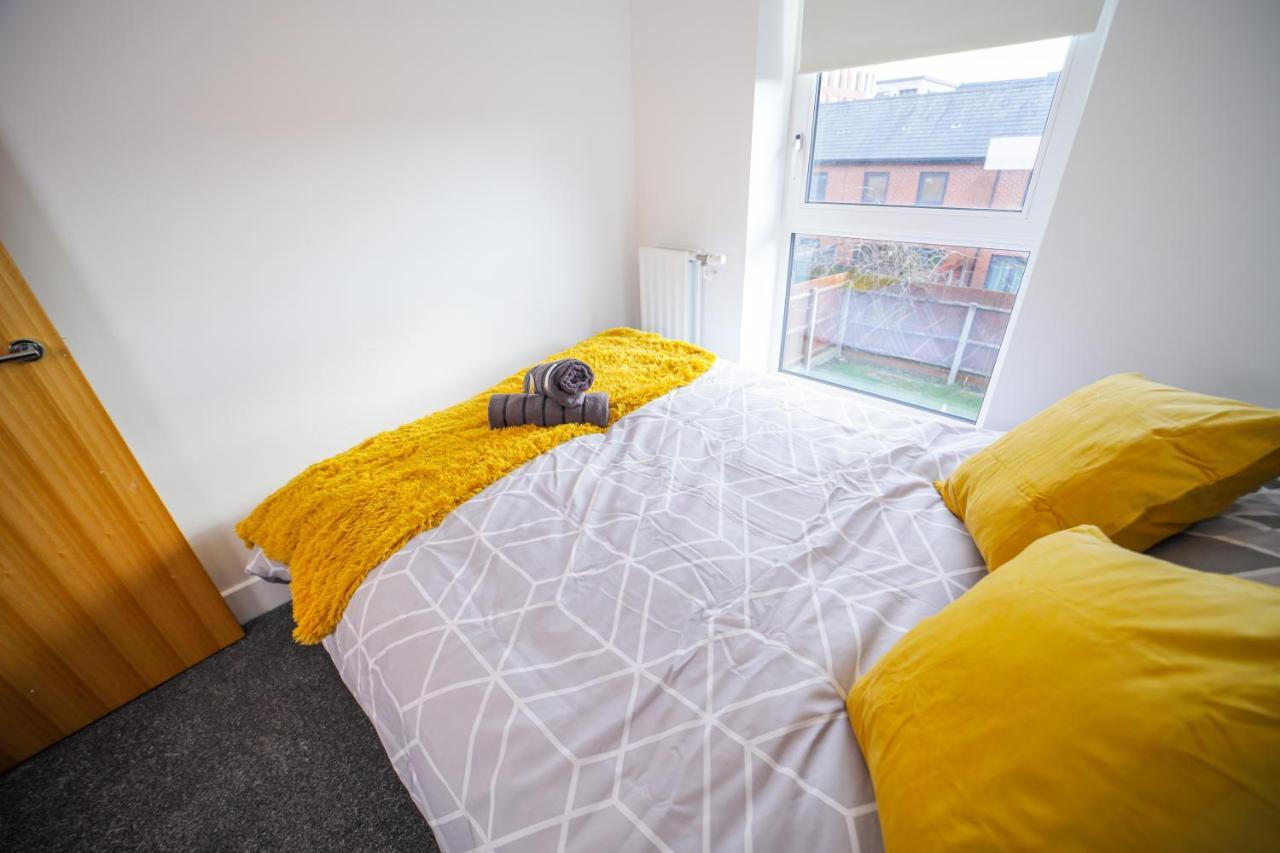 3 Bedroom House In Birmingham City Centre - Sleeps 6 Экстерьер фото